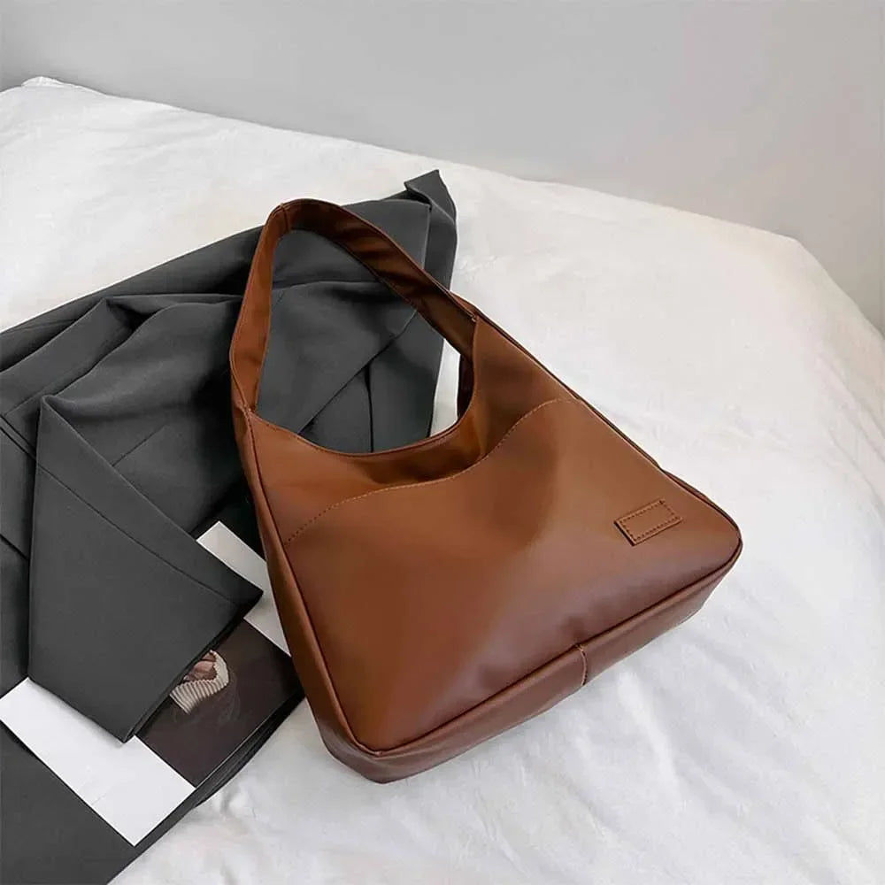 Luxe Crescent