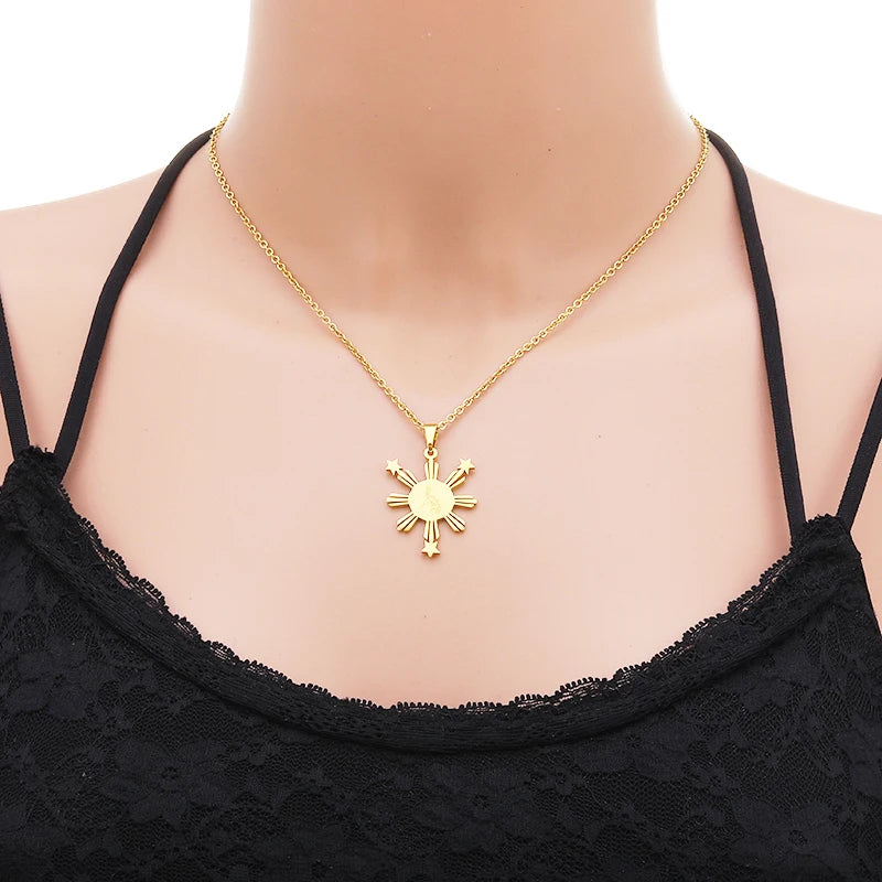 The Laya Pendant