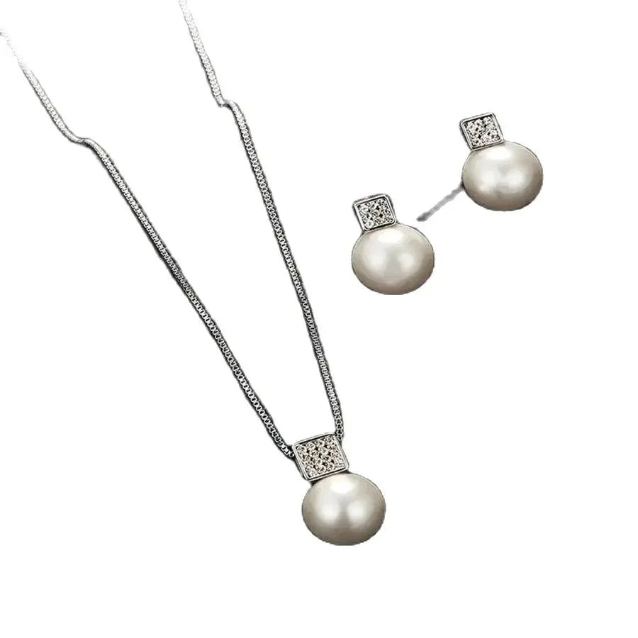 Lumina Pearl Set