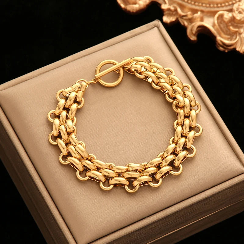 Golden Edge Bracelet
